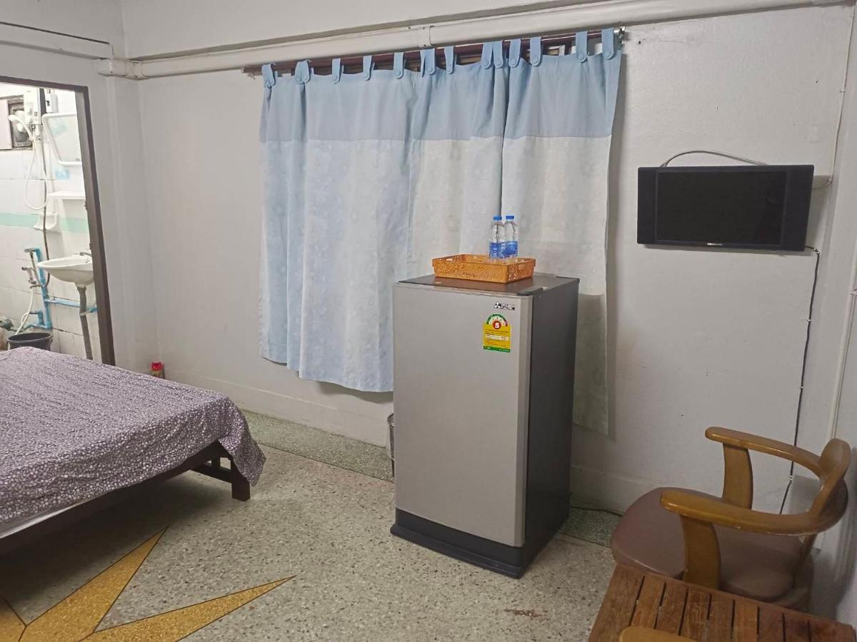 ห้องพักสุขสบายวังหลัง Bangkok Ngoại thất bức ảnh